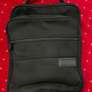 Briggs & Riley Travelware Hanging Toiletry Bag